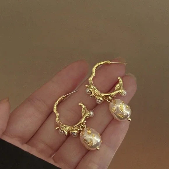 Gold Tone Irregular Hoop Earrings with Baroque imitation Pearl and Pearl Accents - Picture 3 of 8